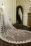 Jednowarstwowa koronkowa welon akcesoria ślubne dla nowożeńców biały welon z kości słoniowej z metalowym welonem do włosów
